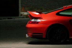 roter Porsche 996 Turbo